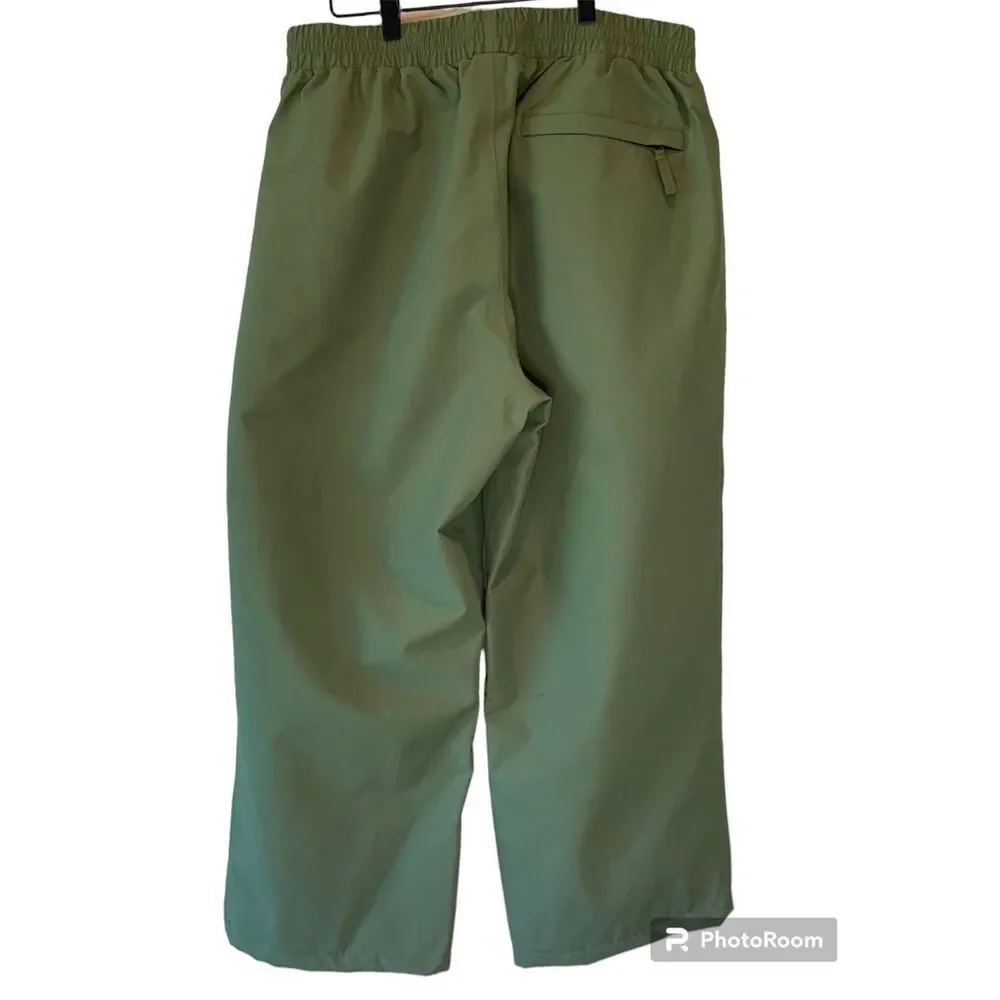 Cabela's Men's Green Mid-Rise Capri Pants Size